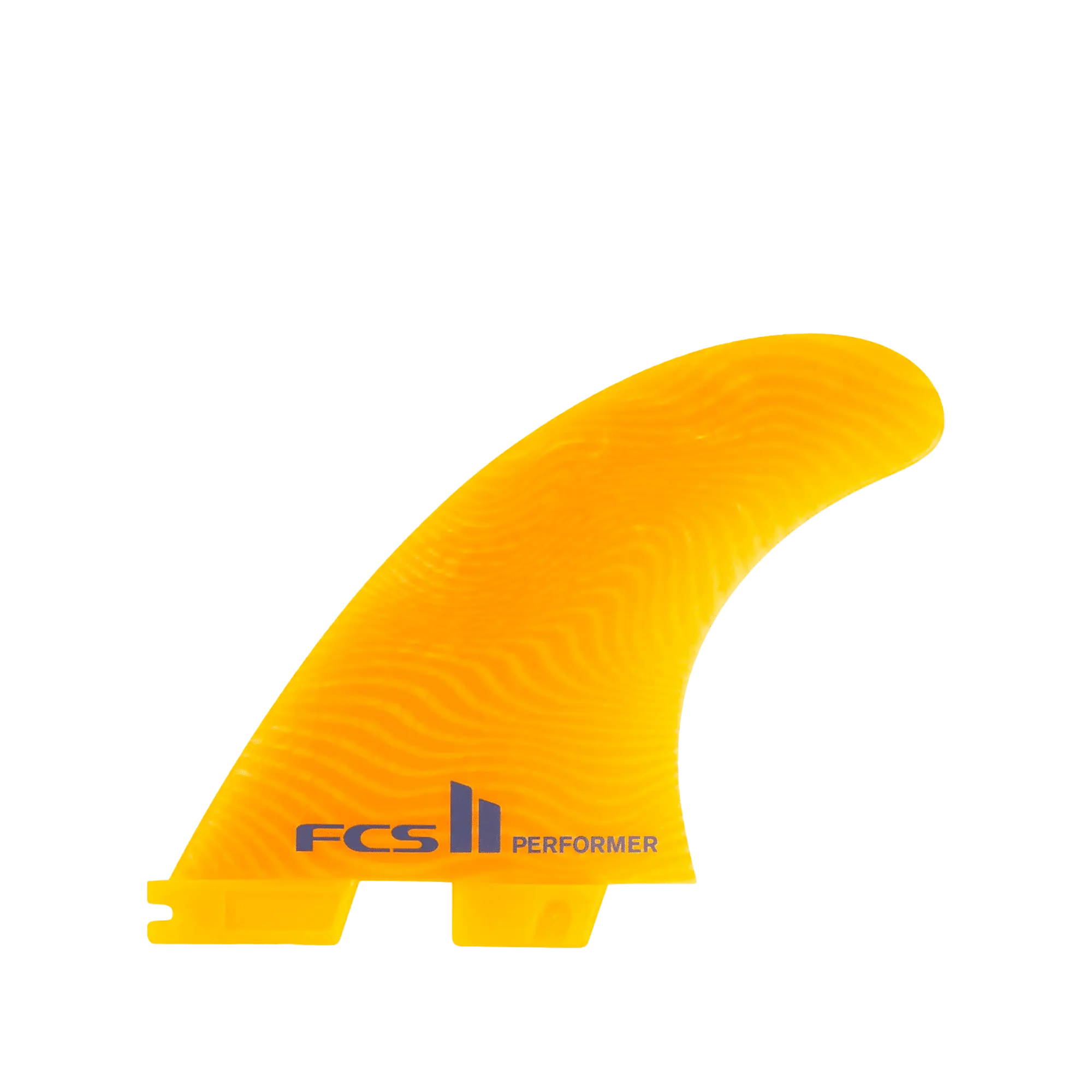 Shapers-Club- Le FCS - Performer - EcoBlend - Thruster - Large est un aileron de planche de surf orange simple avec une texture légèrement translucide, comportant un logo noir « FCS II » et le mot « Performer » imprimé près du bas. Cet aileron a une forme profilée et incurvée et est affiché sur un fond blanc uni. -surfshop-surfboard