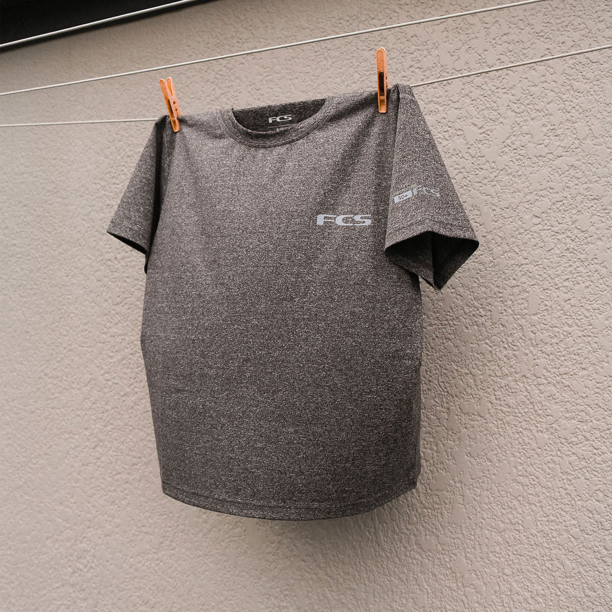 FCS - Women's SS UV Surf Tee Heather XL - photo 3