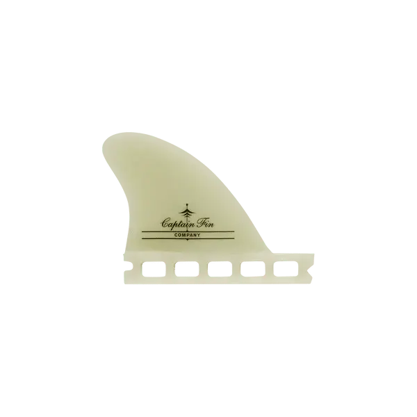Shapers-Club- Aileron de planche de surf blanc de la Captain Fin Company, le « Josh Hall SB (Single Tab) », est doté d'une petite ancre et de la signature de Josh Hall. Il présente une forme légèrement incurvée avec une base transparente pour une fixation facile à l'aide d'une seule languette. -surfshop-surfboard