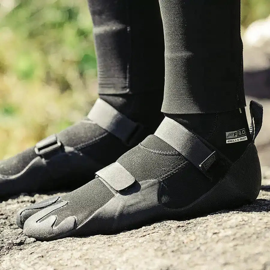 Comment bien choisir ses bottines de surf ? 🏄‍♂️🦶