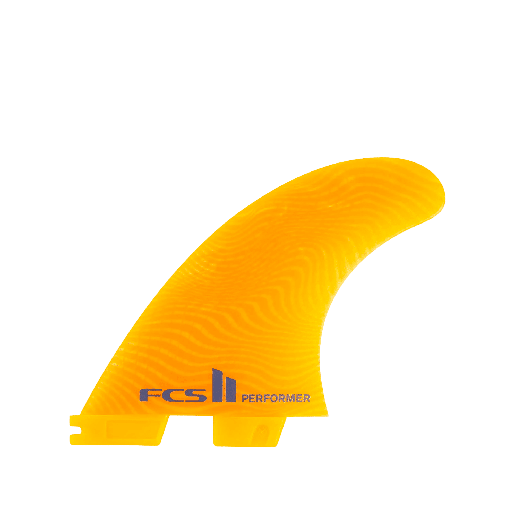 Shapers-Club- Le FCS - Performer - EcoBlend - Thruster - Large est un aileron de planche de surf orange simple avec une texture légèrement translucide, comportant un logo noir « FCS II » et le mot « Performer » imprimé près du bas. Cet aileron a une forme profilée et incurvée et est affiché sur un fond blanc uni. -surfshop-surfboard