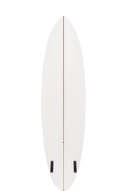 Shapers-Club- Une planche de surf Channel twin élégante et minimaliste de 7'4" x 21' 1/2" x 2' 3/4" avec une forme ovale et deux boîtiers d'ailerons est placée sur un fond blanc, offrant des performances et un style améliorés pour chaque surfeur de vagues. -surfshop-surfboard