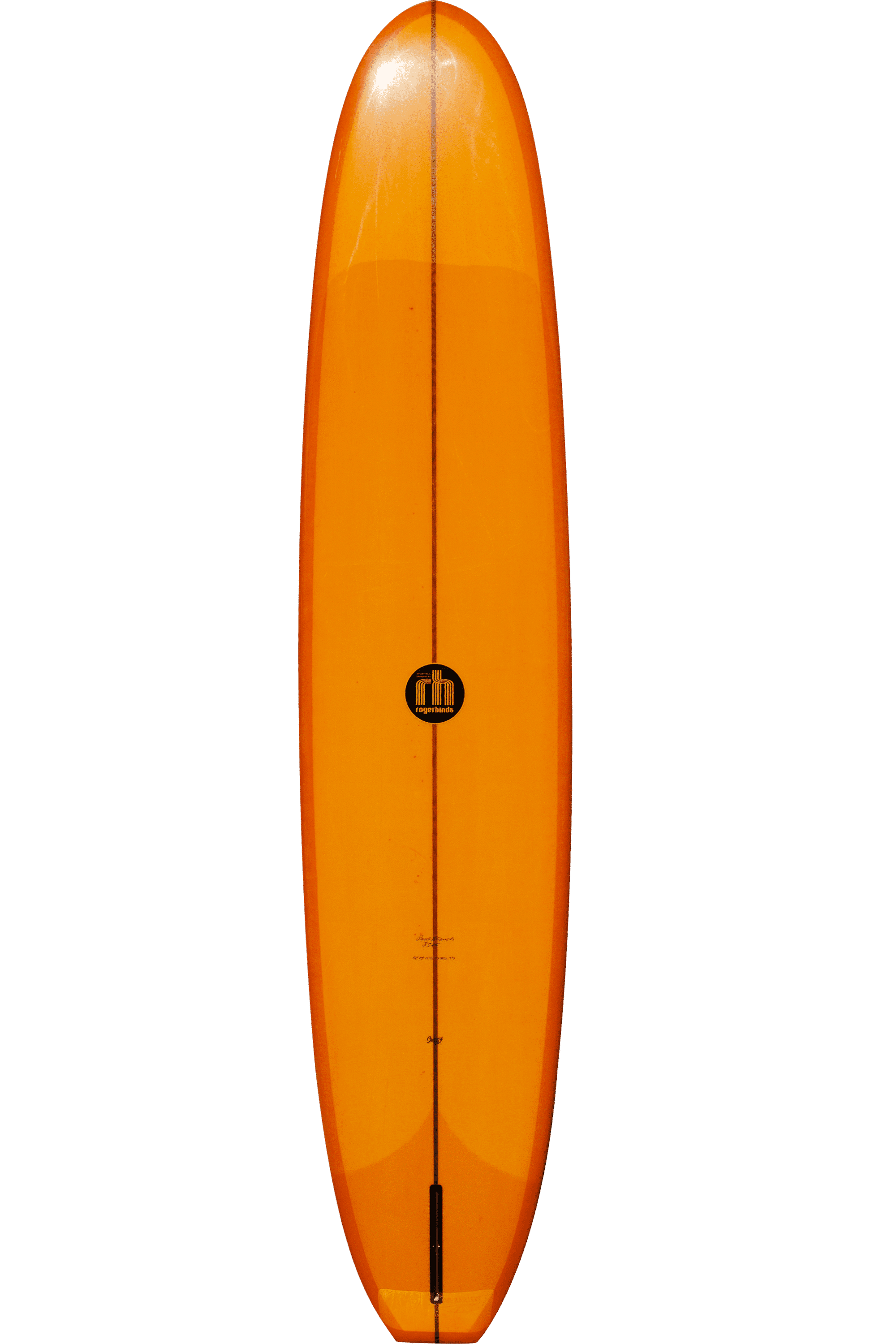 Shapers-Club- La planche de surf Orange Paul Strauch, mesurant 9'4" x 23" x 3' 1/4", présente une finition brillante et un logo noir au centre. Avec des dimensions profilées et allongées, elle est parfaite pour surfer sur les vagues. -surfshop-surfboard