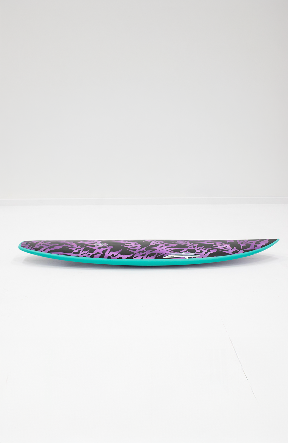 Cardinal surfboards - Desk officer - 5'10" x 20" x 2 5/8" - 31,8L violet