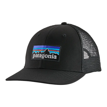 Patagonia - Casquettes - P-6 Logo Trucker Hat - Black Patagonia Purpose Trust