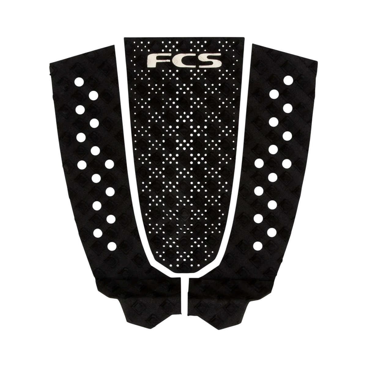 Shapers-Club- Le tapis de traction pour planche de surf FCS - GRIP ECO - T3 - Noir présente un motif de grille en losange avec des taches blanches et le logo « FCS » sur le dessus. Conçu pour une adhérence ultime, il se compose de trois pièces séparées avec des trous ronds et des fentes de drainage verticales sur les sections extérieures. Fabriqué en matériau GRIP ECO pour plus de durabilité. -surfshop-surfboard