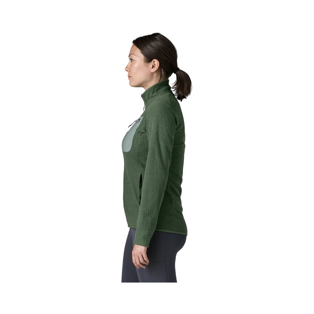 Patagonia - Jackets & coveralls - W's R1 Air Jkt green Patagonia Purpose Trust