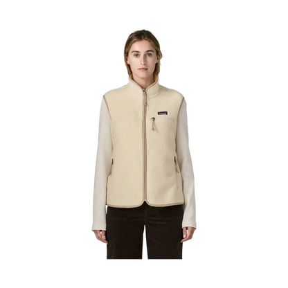 Patagonia W's Retro Pile Vest beige - Sherpa vest on a transparent background - Surfshop Shapers Club House, La Rochelle