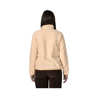 Patagonia - Pullovers & Knitwear - W's LW Synch Snap-T P/O beige Patagonia Purpose Trust