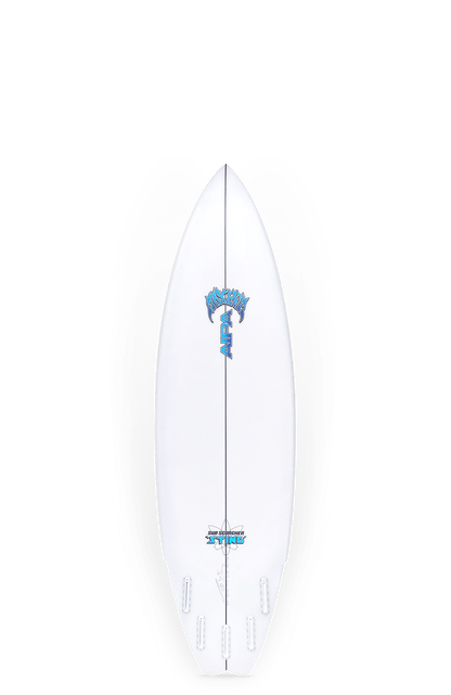 Shapers-Club- La planche de surf Lost x AIPA Sub Scorcher Sting 6'2" présente des graphismes bleus et noirs sur fond blanc, notamment du texte stylisé et le logo Lost x AIPA. Elle est conçue pour des performances optimales avec trois emplacements pour ailerons en bas, mesurant 6'2" x 21" x 2 7/8" et offrant un volume de 37L. -surfshop-surfboard