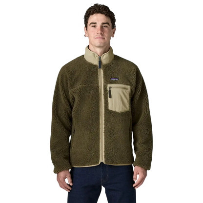 Patagonia M's Classic Retro-X Jkt vert - Veste sherpa sur fond transparent - Surfshop Shapers Club House, La Rochelle