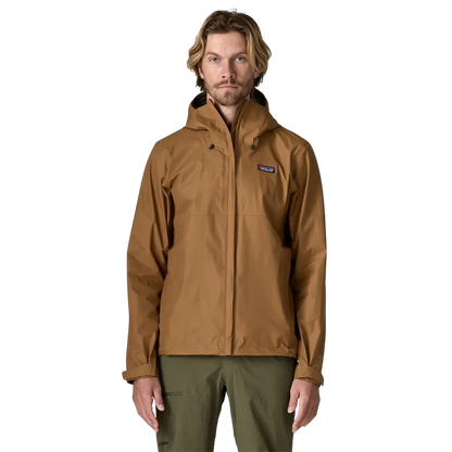 Patagonia M's Torrentshell 3L Rain Jkt marron - Veste impermeable sur fond transparent - Surfshop Shapers Club House, La Rochelle