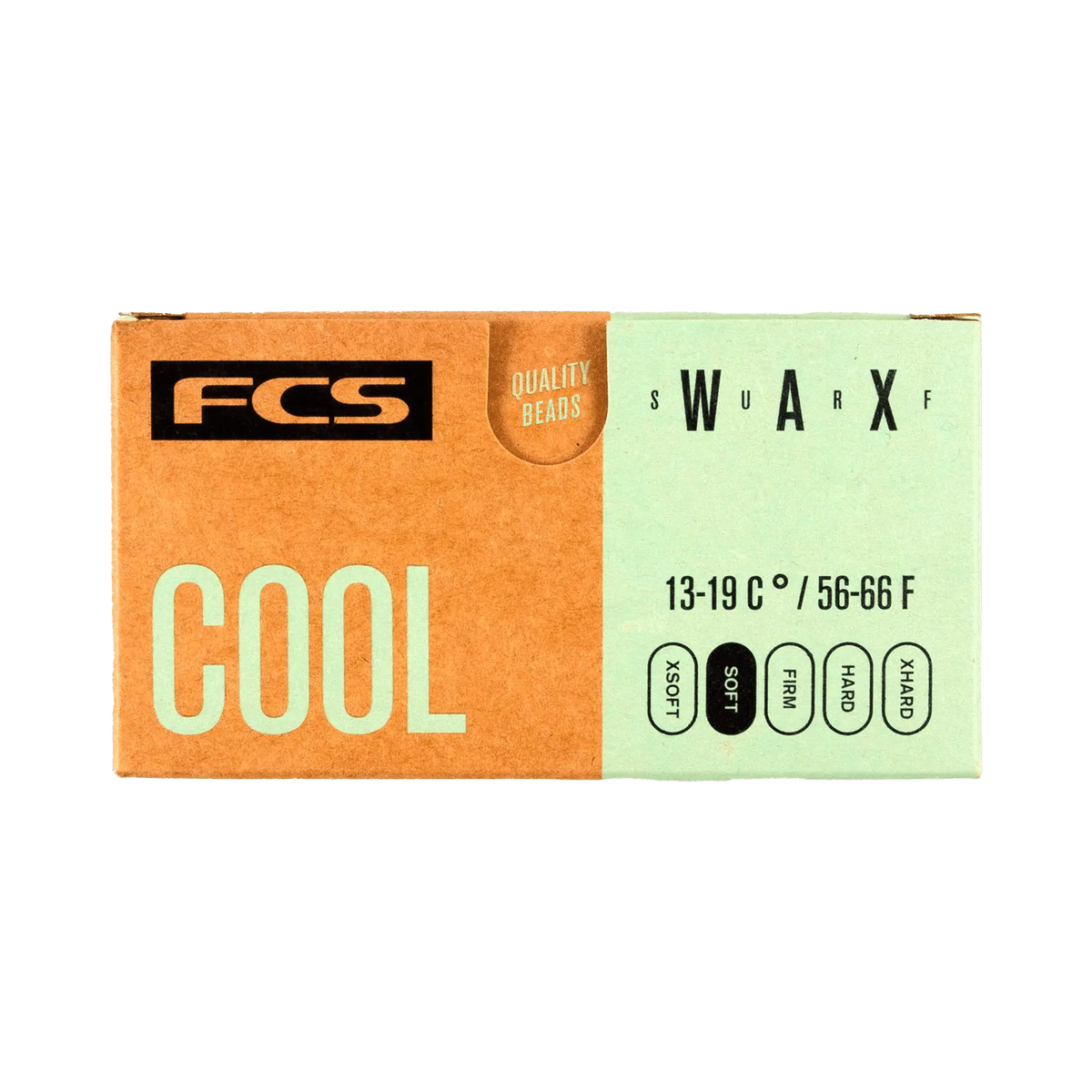 Shapers-Club- L'image représente un bloc rectangulaire de FCS - Wax - Cool dans son emballage. L'étiquette indique « COOL » en grandes lettres, spécifiant des plages de température de 13 à 19 °C ou 56 à 66 °F. Des détails supplémentaires incluent « PERLES DE QUALITÉ » et le mot « SWARX ». -surfshop-surfboard